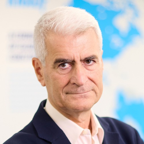 yiannis-kontoulis-w